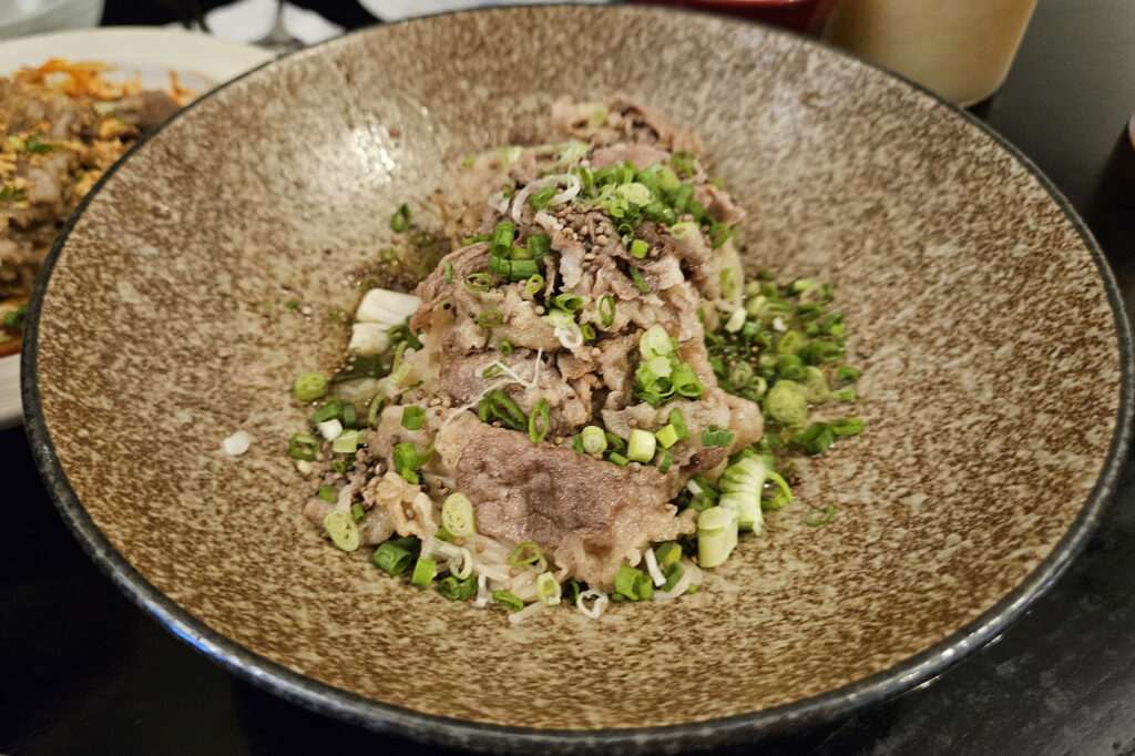 Chadol deulgireum guksu with beef brisket at Oiji Yeonnam